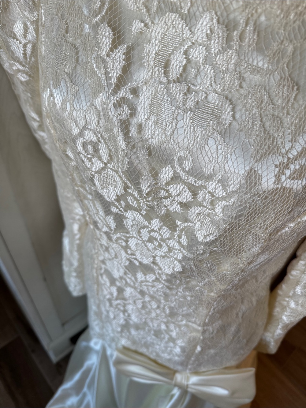 Vintage Bridal Originals 12 1980’s drop waist lace satin wedding dress - Picture 2 of 6